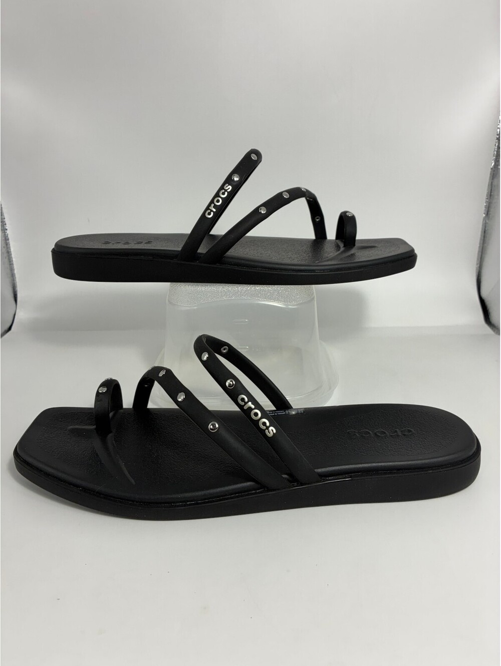 Size 7m/9w - Crocs Miami Toe Loop Studded Sandal Black